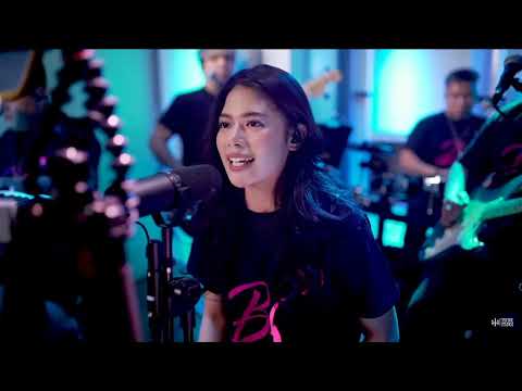 GIGI De Lana cover Ddududu (Blackpink)