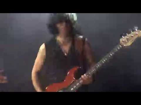 Scorpions Dynamite Live Up close