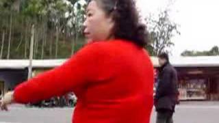 [問卦] 大埔阿婆會如何叫人戴好口罩的八卦???