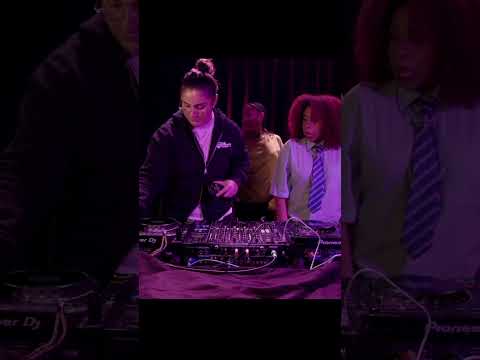 Open Deck b2b, Gina x Shaniqua x Gabriela - Meervaart Studio Stream Session #5