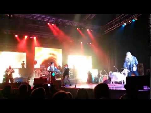 Pražský výběr - Pražákům je hej + KOZA a František Ringo Čech (Plzeň 19.3.2013) HD