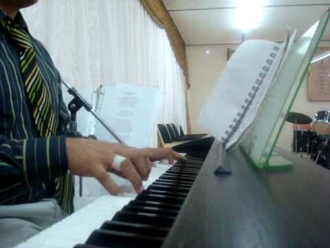 TABERNACULO DE REUNION (Oh Poderoso Conquistador)