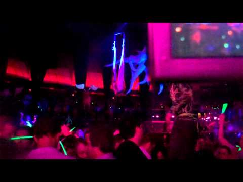 Serge Devant & Emma Hewitt (Intro) LIVE - Take Me With You @ Rain Las Vegas, 1 of 7, 08-22-2009 HD