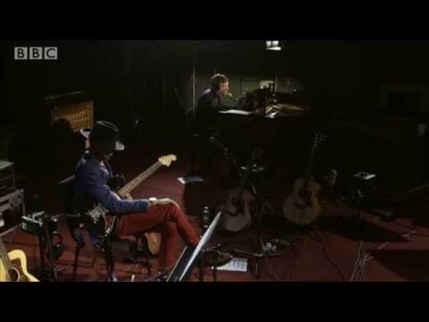 Damon Albarn - This is a Low (Live at Maida Vale)