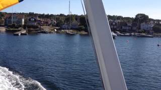 preview picture of video 'Sit back and enjoy this boat trip in the Stockholm archipelago.'
