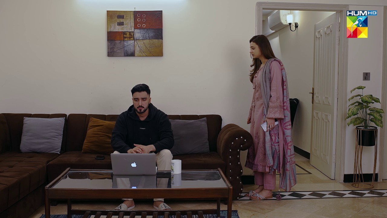 Tumhari Ammi Ke Hath Mein Tail Gir Gaya Hai...! ft. Nabeel Zuberi & Minsa Malik | Hadd - HUM TV
