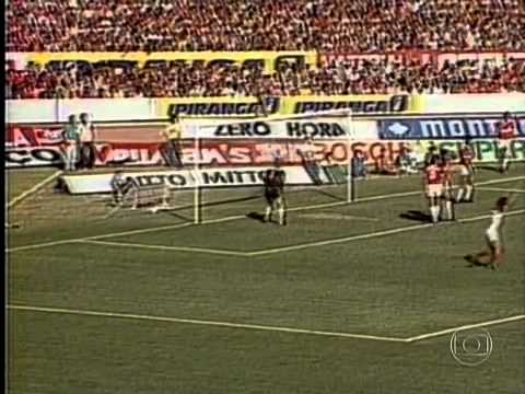 EMOCIONANTE: Esporte Espetacular conta histórias dos títulos brasileiros do FLAMENGO