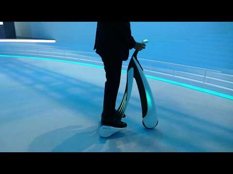 Thumbnail for TOYOTA Concept-愛 i WALK 走行デモ 東京モーターショー2017 by Toyota, Toyota LQ Concept