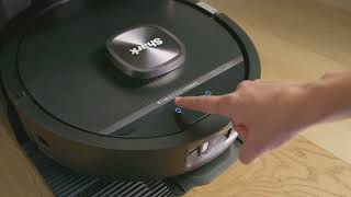 Shark ✨ PowerDetect™ UV Reveal — Features & Robot User Interface