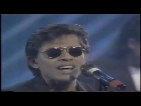 saleem iklim  mimpi  yang pulang  live ( HD VIDEO)