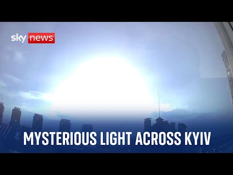 Ukraine: Mysterious bright light across Kyiv night sky
