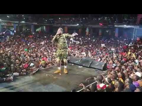 Dax Kartel performance at Alien skin concert