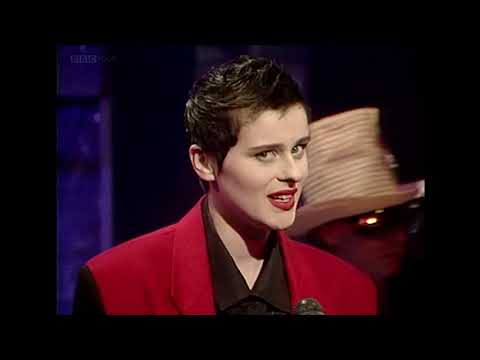 Coldcut Featuring Lisa Stansfield - People Hold On  - TOTP  - 1989