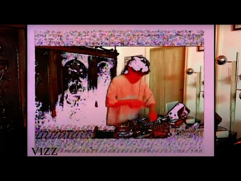 VIZZ number 10: Gezender + Maiteh Carraro