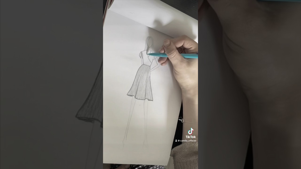 Sketching - dessin de mode CAMILY 23. #rouen #fashionstyle #dress #sketching #fashion #stylist #art