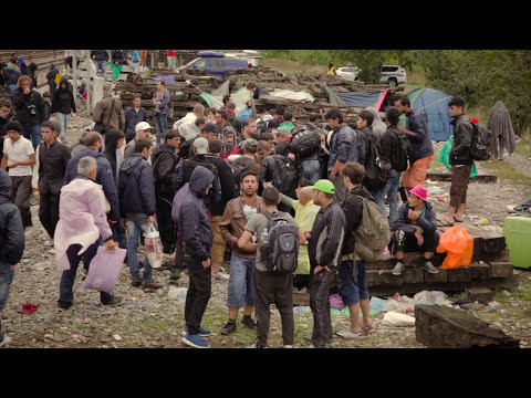 "Europe closes the border" (Soundtrack) - Barcelona Gipsy balKan Orchestral - English