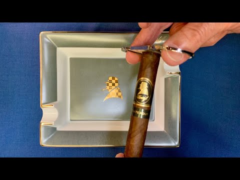 FAQ Series: Davidoff London - "The Edward Cut"