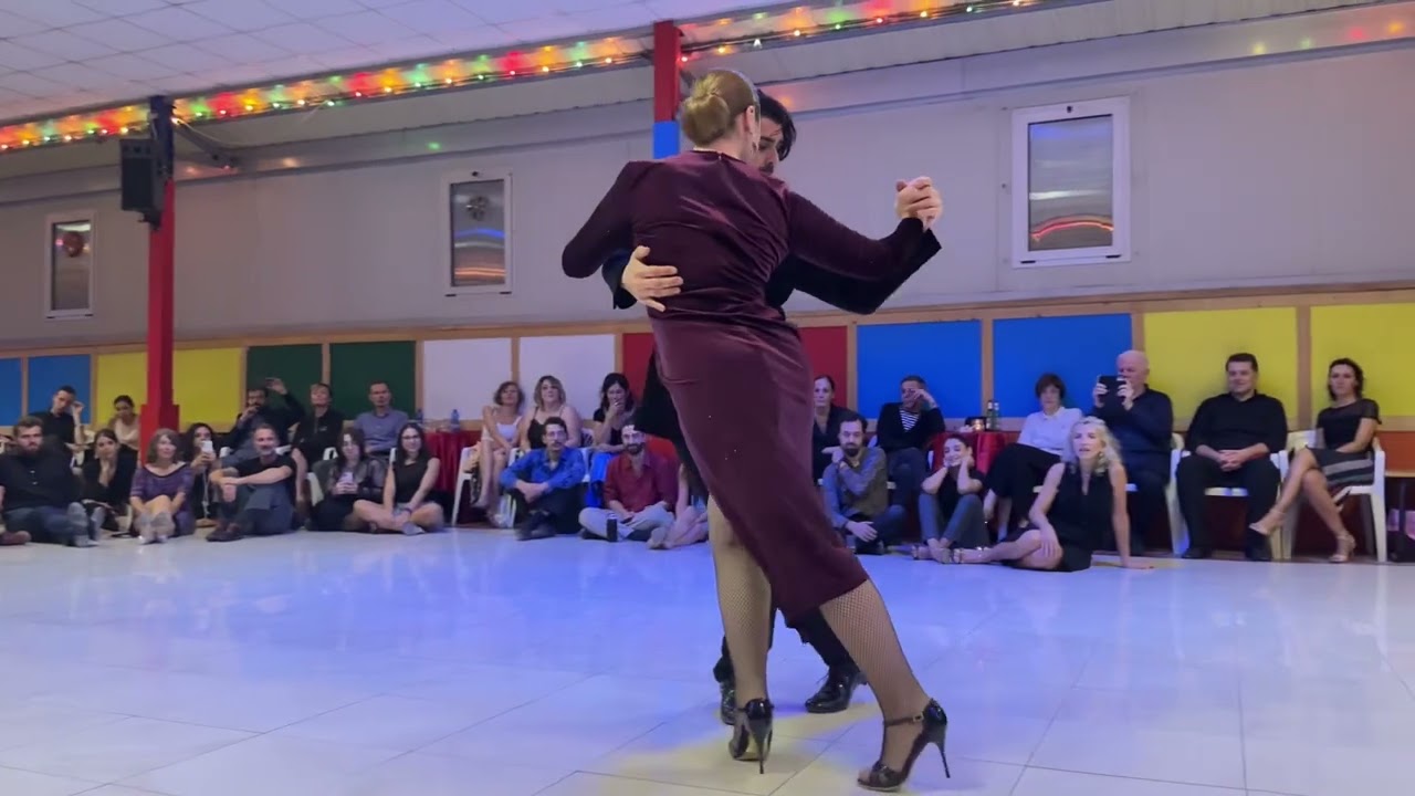 Ariadna Naveira Fernando Sanchez Bologna 04/11/2023 (3/3)