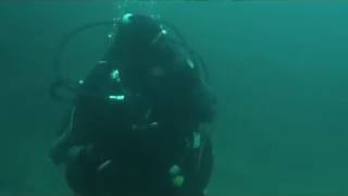 preview picture of video 'portroe quarry  2009  Ireland  (scuba diving )'