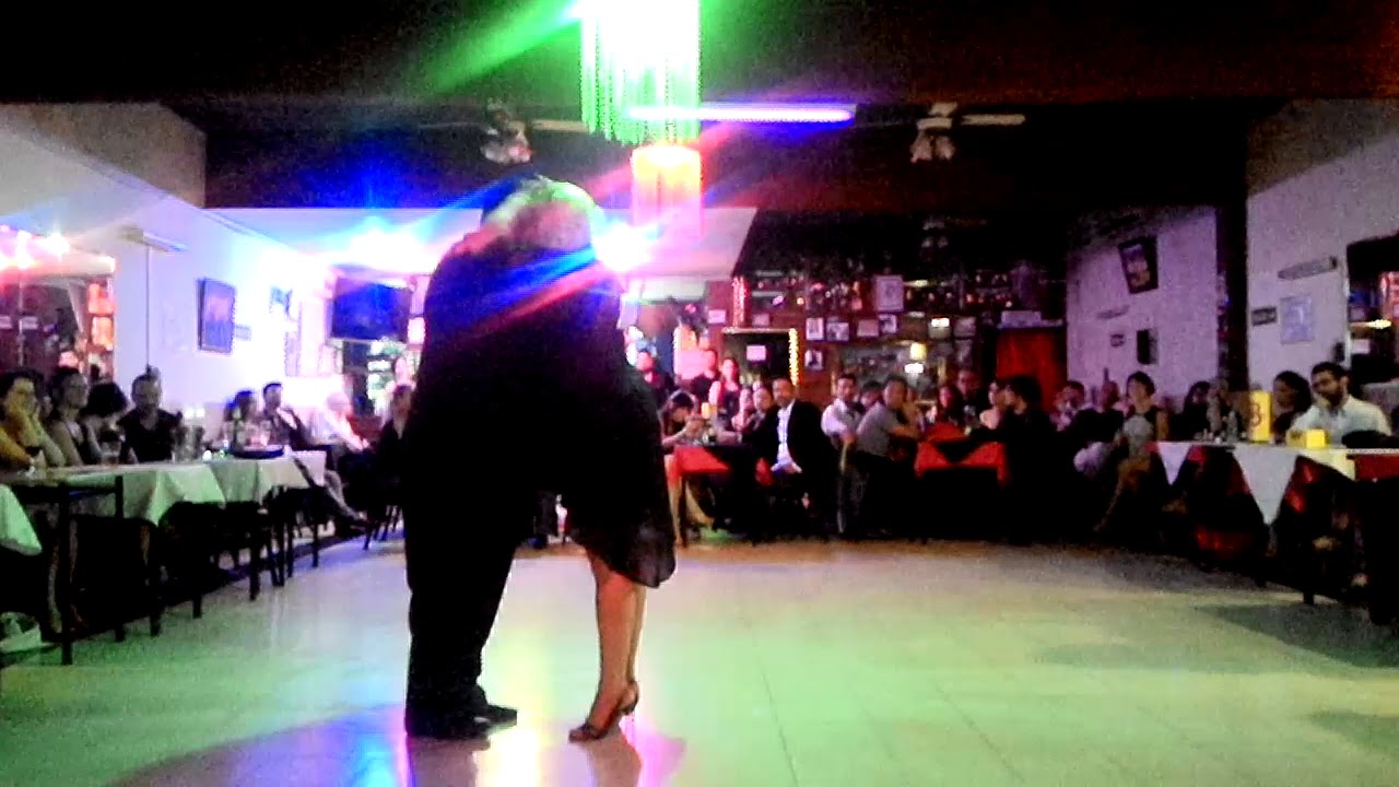 Yanina Erramouspe y Leo Ortiz 13/12/17 video 4