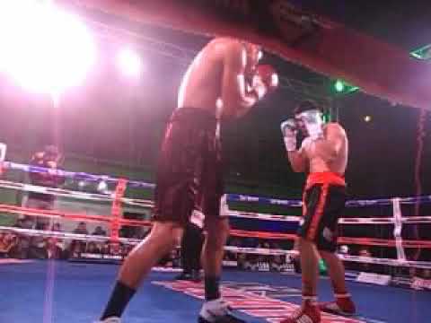 13-10-2018: WILDE: GUSTAVO LEMOS GPP 10 URIEL PÉREZ. 1° ASALTO.