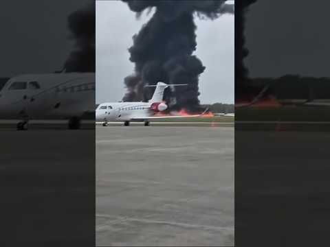 Sebuah Jet Pribadi meledak Saat Mendarat Darurat!