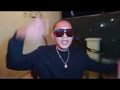 Juan SM asiendo letras para lesfty - colaboración del Dany rolas Hillo Son Mex