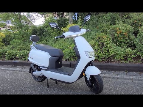 Elektroroller ROBO, 45 km/h Version, Details, E-Roller Futura, Roller, mehr als 300 Servicepartner