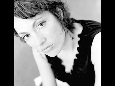 Marissa Guzman & EnaWadan - Better Days (Original Mix)