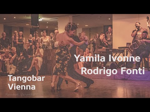 Yamila Ivonne & Rodrigo Fonti dancing to El Cachvache live @Tangobar Vienna (3/4)