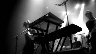 BRETON - Legs &amp; Arms - Casino de Paris 25112014
