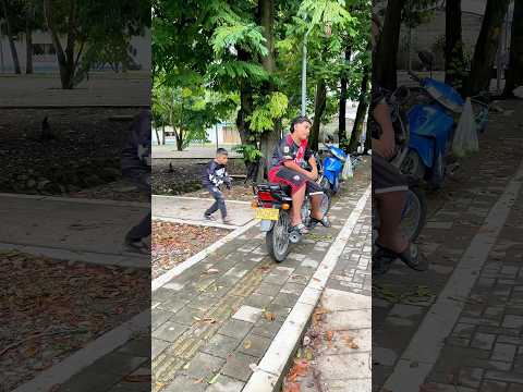 Le quitaron la bujía a la moto.   #drama #historiass #reflexiones
