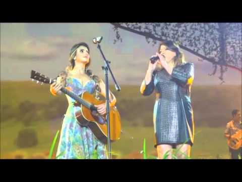 Paula Fernandes e Roberta Miranda Gravação do dvd- 08 de Junho de 2013