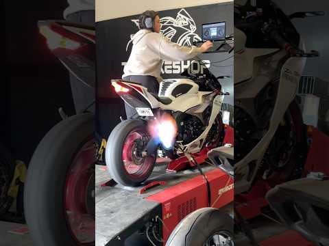 Dyno Tuned My 2025 Zx6r W/ Full M4 Exhaust 🔥 120/121 Hp