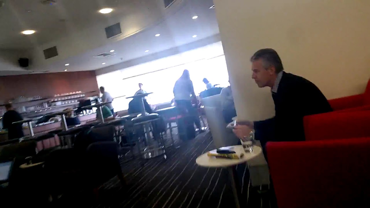 Qantas Airways The Qantas Club