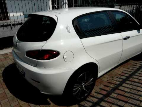 Alfa Romeo 147 C'N'C Costume National 3