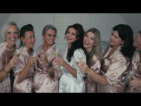 Canon EOS R5 booting up successfully