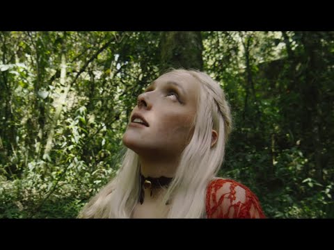 Lucille Dupin - Rosas (Official Video)