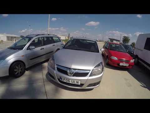 Autótemető Hegyeshalomnál.