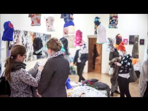 Wystawa Jaśminy Parkity "Okruchy dzieciństwa jak oceany"