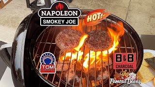 Napoleon Smokey Joe BBQ Kettle! / Seared Burgers on Texas Toast! / Awesome!