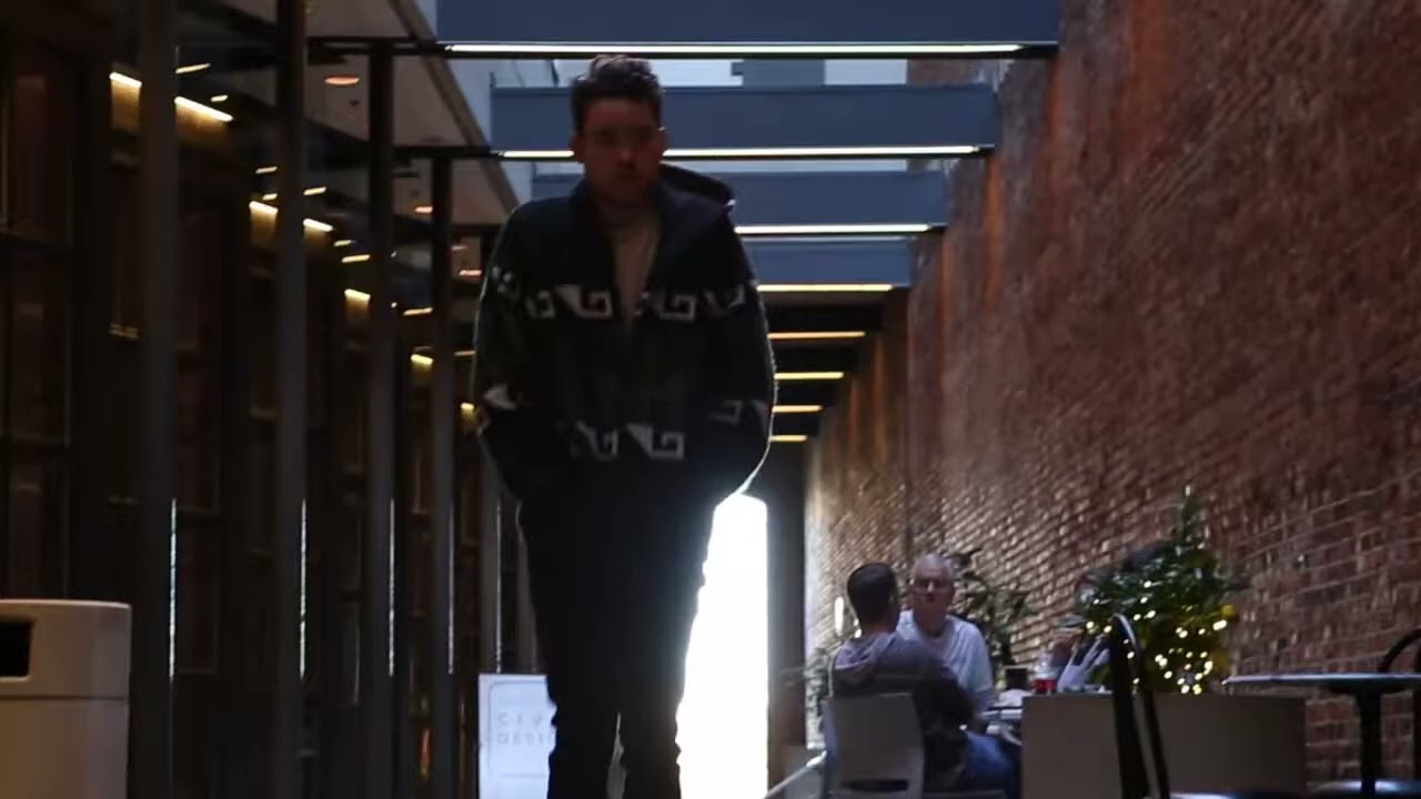 The Man Who Loved Flowers (Tracey Hague) 2021 - Teaser/Trailer