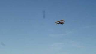preview picture of video 'Boeing/Stearman PT-17 Kaydet (1940s) launches - Fredericksburg, TX'