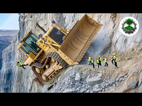 Jaw-Dropping Bulldozer Operator Skills So Crazy You’d Think They’re Fake!  #20
