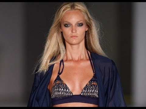 Guillermina Baeza, colección Primavera Verano 2013 | Modalia