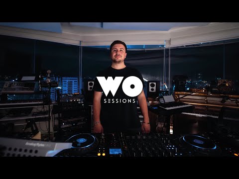 Valdovinos at Quito, Ecuador - Wo Sessions Sonaire Studio  01