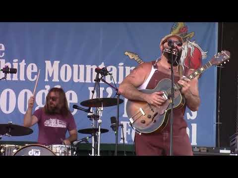 Reverend Peyton's Big Damn Band - Poor Until Payday