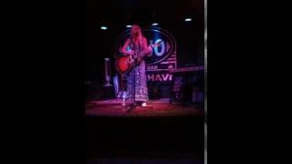 Nilla Nielsen - The UFO Song Live At The Mojo Copenhagen