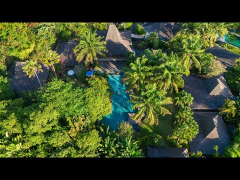 BLUE KARMA VILLAGE | Splendid tropical retreat in Bali (tour in 4K)
