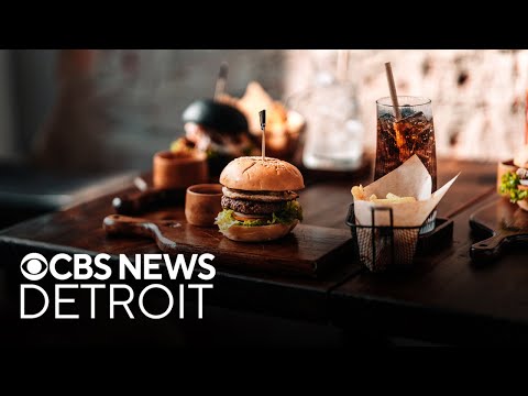 Detroit implements new health ratings signs in Detroit restaurants